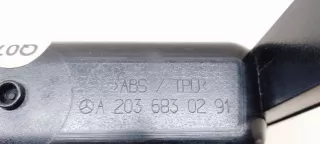 A2036830291 Вещевой ящик центральной консоли Mercedes C W203 Арт 2099950, вид 4