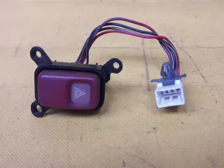  Кнопка аварийной сигнализации Mazda 626 GE Арт 154796