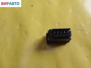 Кнопка стеклоподъемника переднего правого Renault 19 2 Арт 123091