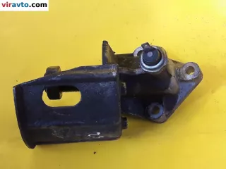  Кронштейн масляного фильтра Mazda Millenia Арт 149229, вид 2