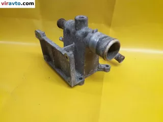 6G9G8K556AA Фланец (тройник) системы охлаждения Ford Focus 1 Арт 131992, вид 2