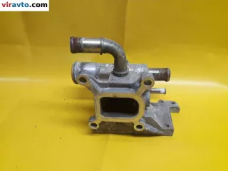 6G9G8K556AA Фланец (тройник) системы охлаждения Ford Focus 1 Арт 131992, вид 3
