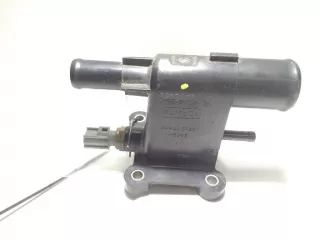 cm5e-8k556-ba Фланец (тройник) системы охлаждения Ford Focus 4 Арт 158871, вид 1