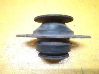 867199383A Подушка крепления двигателя Seat Ibiza 2 Арт 168850