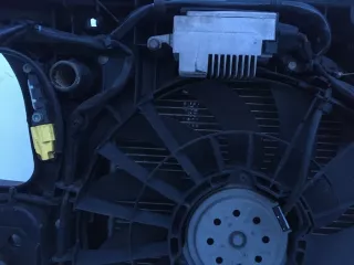  Передняя панель крепления облицовки (телевизор) Audi A4 B7 Арт 170545, вид 3