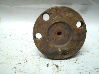 Цапфа задняя левая (ось ступицы) Audi 80 B3 Арт 191096, вид 2