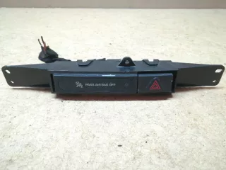 05134628AA Кнопка аварийной сигнализации Dodge Caravan 4 Арт 200216, вид 1