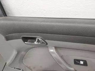  Стекло двери передней правой Volkswagen Caddy 3 Арт 11379463, вид 2