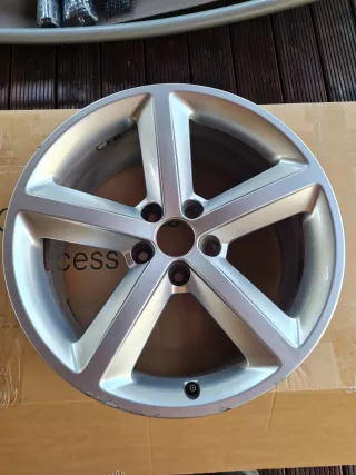  Диск литой Audi A4 B8 Арт AL13989007728, вид 1