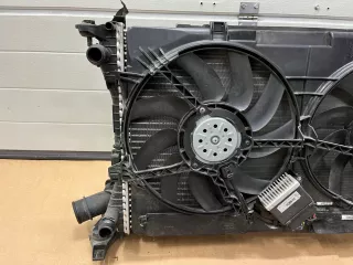  Кассета радиаторов Audi A4 B8 Арт AL14647632257, вид 2