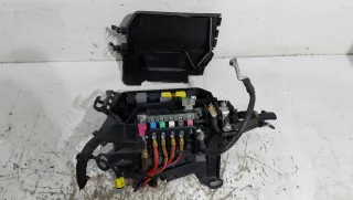 A2465400182 Короб предохранителей Mercedes B W246 Арт AL15207312316_2, вид 4