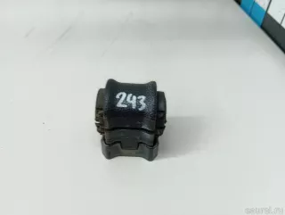 4881533200 Toyota Втулка (сайлентблок) переднего стабилизатора Lexus ES 7 Арт E103028243, вид 5
