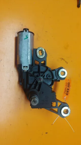 8L0955711  Моторчик заднего стеклоочистителя (дворника) Volkswagen Passat B5 Арт 01016862, вид 1