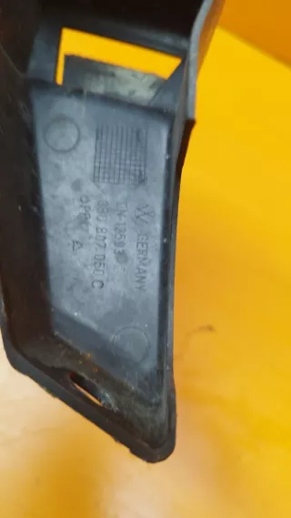 3B0807050  Кронштейн крепления бампера переднего Volkswagen Passat B5 Арт 01014177, вид 3