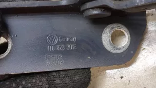110823301e Петля капота левая Volkswagen Touran 1 Арт 9277099, вид 2