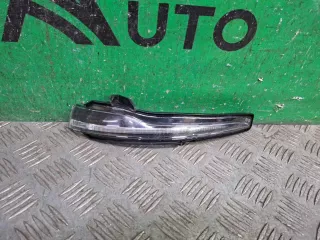 A0999067201, A3170540, A3170640, 2 повторитель поворота на зеркале Mercedes C W205 Арт 357693RM, вид 1