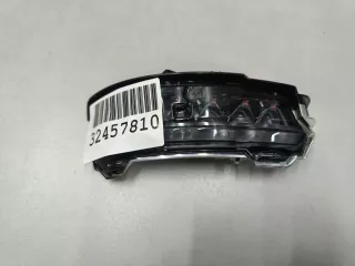 LR048352 Указатель поворота в зеркало левый Land Rover Range Rover 4 Арт Z352205, вид 2