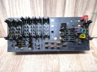 443941822B Блок предохранителей Audi 80 B4 Арт 1_4524, вид 2