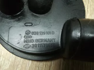 028129101D Маслоотделитель (сапун) Audi A4 B5 Арт 1_5065, вид 3