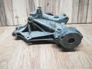 037903143 Кронштейн генератора Volkswagen Passat B4 2.0л Арт 1_5257, вид 3