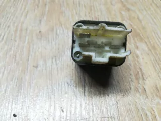 0567009721 Реле (прочие) Mazda 323 BA Арт 1_7814, вид 2