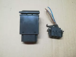 1J0959833C Кнопка открытия лючка топливного бака Skoda Octavia A4 Арт 1_9880, вид 2