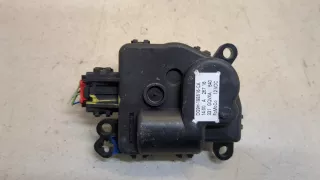 DG9H19E616CA Моторчик заслонки печки Ford Fusion 2 Арт 20380616, вид 2