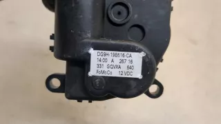 DG9H19E616CA Моторчик заслонки печки Ford Fusion 2 Арт 20380616, вид 3