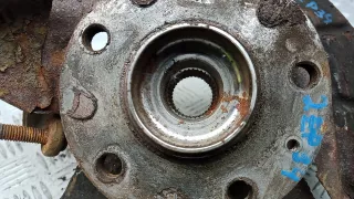  Ступица передняя правая Skoda Octavia A5 Арт 2EP34N901, вид 2