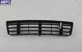 4B0807683F Решетка (заглушка) в бампер Audi A6 C5 (S6,RS6) Арт 55069472, вид 1