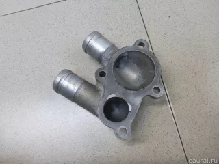 2561126100 Hyundai-Kia Фланец (тройник) системы охлаждения Hyundai Lantra 3 Арт E100574248, вид 3