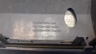 13247327 Решетка радиатора Opel Zafira C Арт 9307476, вид 3