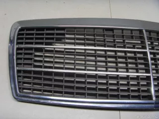 2028880023 Mercedes Benz Решетка радиатора Mercedes C W202 Арт E52553034, вид 6