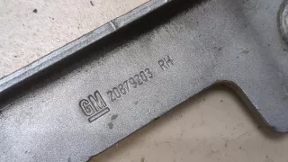 1160030,13330941 Петля капота правая Opel Astra J Арт 20389490, вид 2