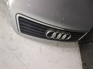 Решетка радиатора Audi A6 C5 (S6,RS6) 1999г. 4B0853651A - Фото 4