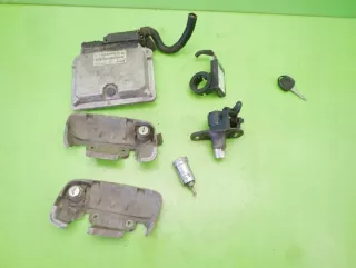  Блок управления двигателем Opel Astra G Арт e860235, вид 1
