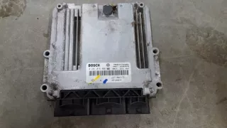 237100637r 0281016808 Блок управления двигателем Renault Master 3 Арт e870834, вид 1