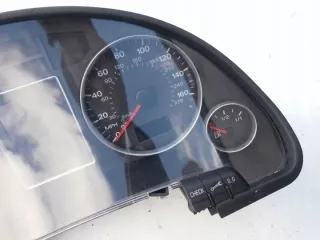8E0920951E Щиток приборов (приборная панель) Audi A4 B7 Арт e1211416, вид 4