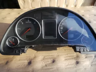 8E0920900K Щиток приборов (приборная панель) Audi A4 B6 Арт e1211958, вид 3