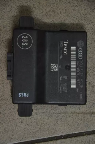 1K0907530F Блок предохранителей Audi A3 8P Арт e1747771, вид 1