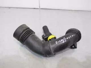  Гофра инжектора Peugeot 308 2 Арт e2077809