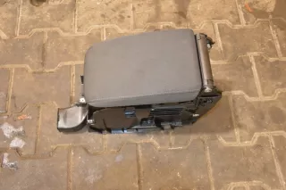 1K5864251C Подлокотник Volkswagen Golf 6 Арт e2227083, вид 1