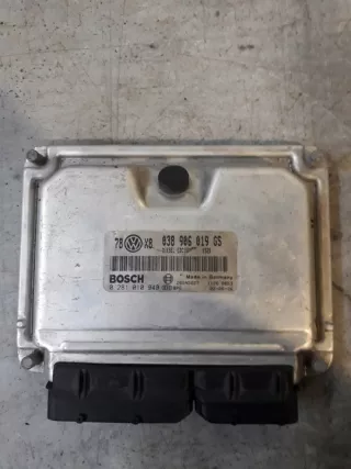 038906019GS Блок управления двигателем Volkswagen Passat B5 Арт e2704623, вид 1