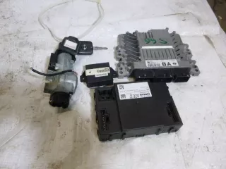 39110-02ID0 Блок управления двигателем Hyundai i10 2 Арт e2795983, вид 1
