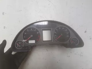  8E0920982N Щиток приборов (приборная панель) Audi A4 B7 Арт e3119770, вид 1