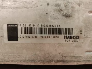 5802036825 Интеркулер Iveco Daily 6 Арт e3161536, вид 4