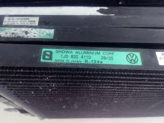 1J0820411D Радиатор кондиционера Volkswagen Golf 4 Арт e3216825, вид 3
