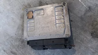 03E906033D Блок управления двигателем Seat Ibiza 3 Арт e3248994, вид 2