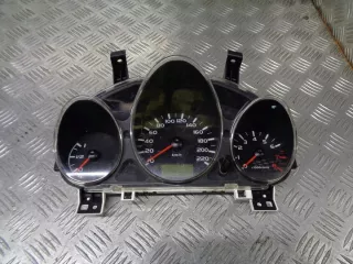 MR951770 Щиток приборов (приборная панель) Mitsubishi Colt 6 Арт e3791596, вид 1