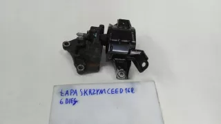  Подушка крепления КПП Hyundai i30 GD Арт e3792035